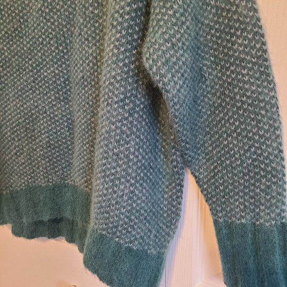 Banana Republic alpaca blend sweater - Picture 2 of 5